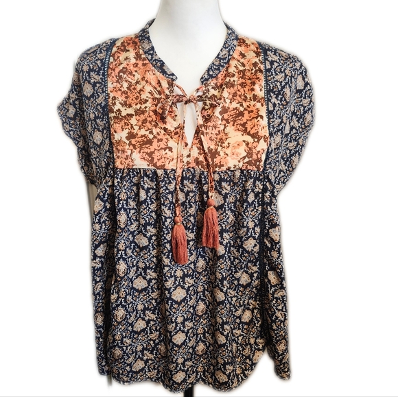 THML Tops - THML Cap Sleeve V-neck W/ Tie & Tassels, Navy Blue Pink Cream Floral, M